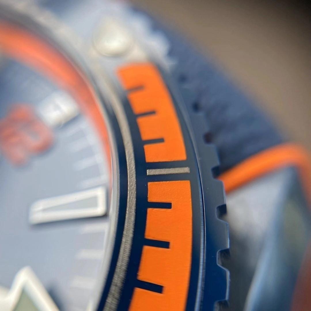 VS Factory Omega Bleu Profond Seamaster Planet Ocean 600M Mavi Seramik İnceleme — 5. fotoğraf