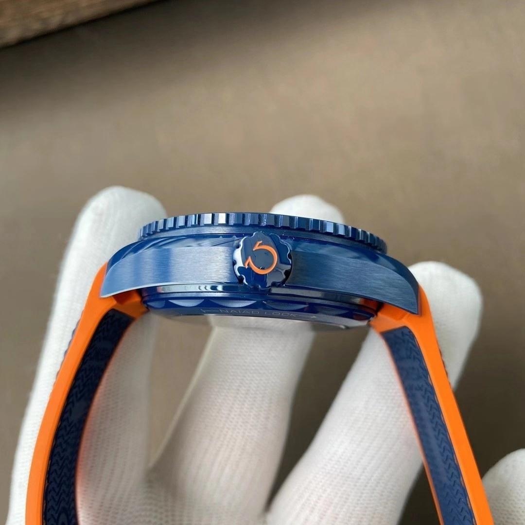 VS Factory Omega Bleu Profond Seamaster Planet Ocean 600M Mavi Seramik İnceleme — 10. fotoğraf