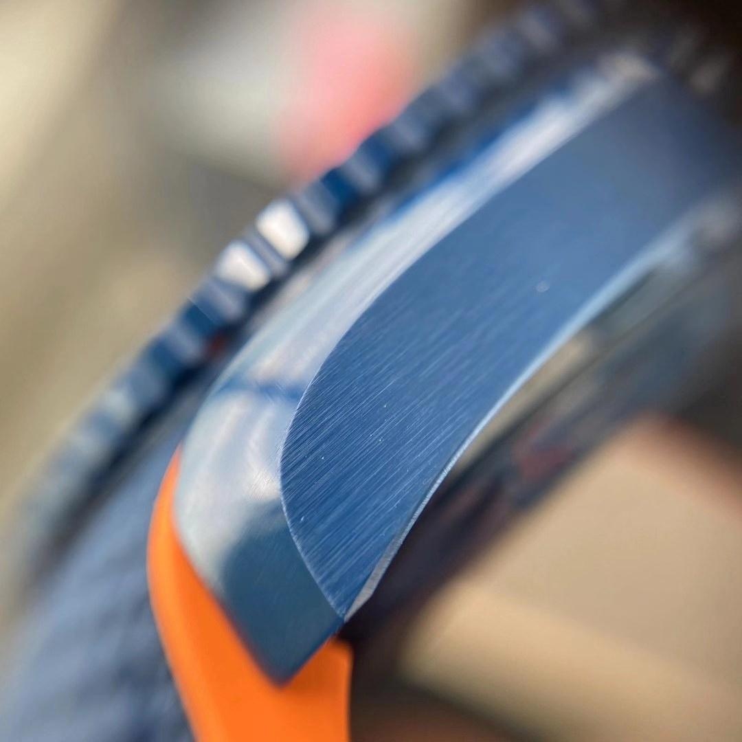 VS Factory Omega Bleu Profond Seamaster Planet Ocean 600M Mavi Seramik İnceleme — 12. fotoğraf
