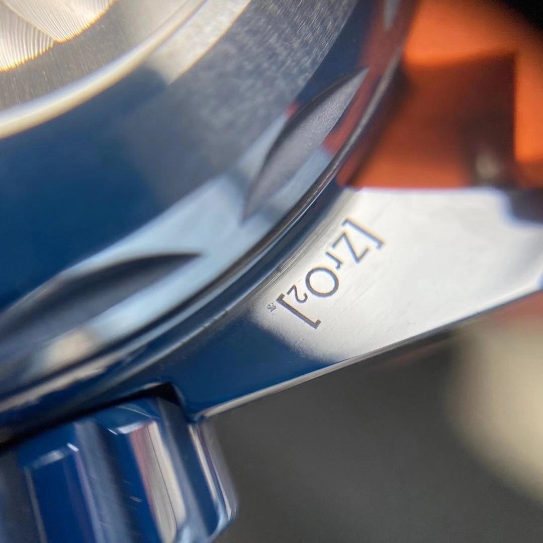 VS Factory Omega Bleu Profond Seamaster Planet Ocean 600M Mavi Seramik İnceleme — 15. fotoğraf