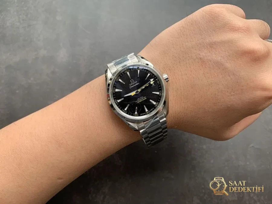 Vs Factory Omega Bumblebee Replika Saat Isciligi Nasil vs Seamaster 150... - Ön Görünüm ve Kasa Tasarımı