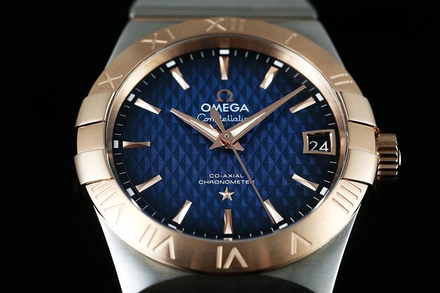 VS Factory Omega Constellation çift renk rose gold smoky blue kabartma eşkenar dörtgen desenli replika saat - 123.20.38.21.03.001 — 4. fotoğraf