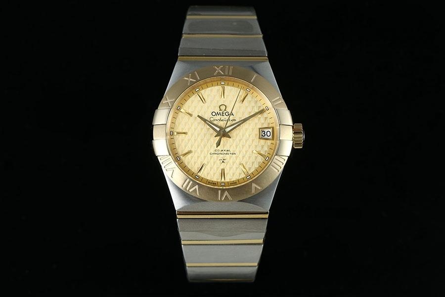 VS Factory Omega Constellation Serisi Baklava Desenli Şampanya Renkli Replika Saat - 123.20.38.21.08.002 — 1. fotoğraf