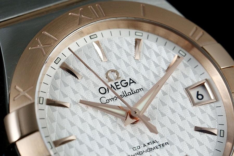 VS Factory Omega Constellation Serisi İki Renkli Rose Gold Baklava Desenli Beyaz Kadran Replika Saat-123.20.38.21.02.008 — 5. fotoğraf