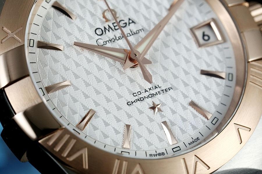 VS Factory Omega Constellation Serisi İki Renkli Rose Gold Baklava Desenli Beyaz Kadran Replika Saat-123.20.38.21.02.008 — 6. fotoğraf