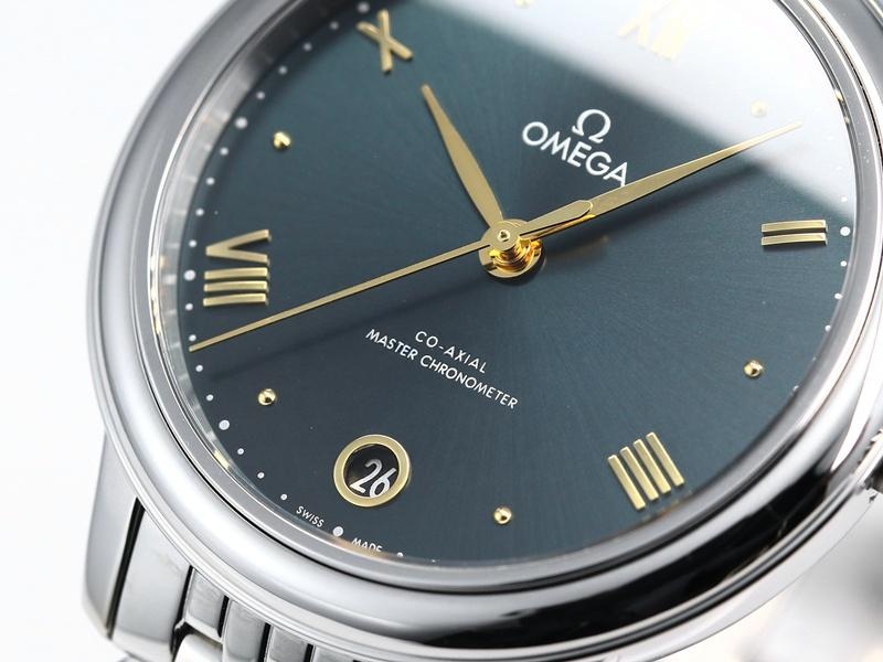 VS Factory Omega De Ville kadın modeli, yeşil kadran, altın akrep ve yelkovan, altın saat işaretli replika kol saati - VS Saat — 4. fotoğraf