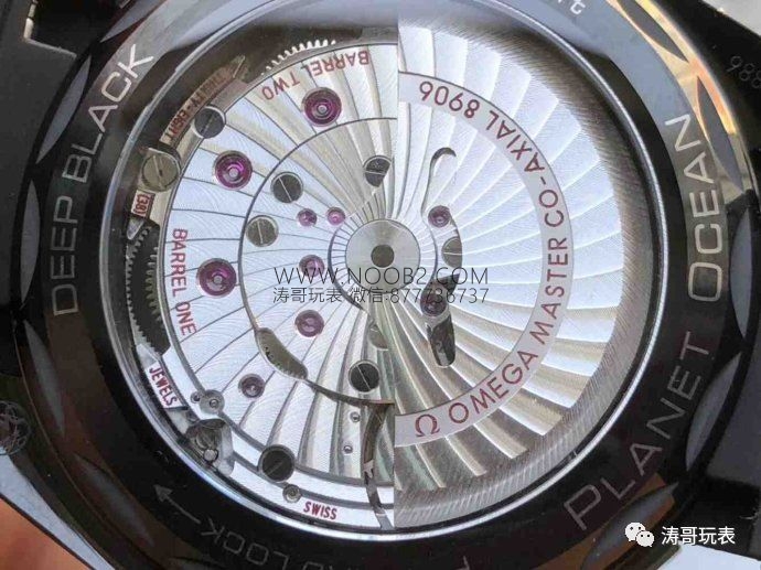 VS Factory Omega Deep Black Seamaster Planet Ocean 600M seramik saat nasıl? Orijinalle karşılaştırmalı inceleme var mı? — 10. fotoğraf