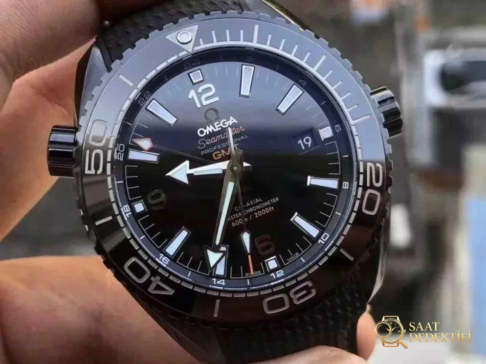VS Factory Omega Deep Black Seamaster Planet Ocean 600M seramik saat nasıl? Orijinalle karşılaştırmalı inceleme var mı? - Genel Açı ve Estetik Duruş
