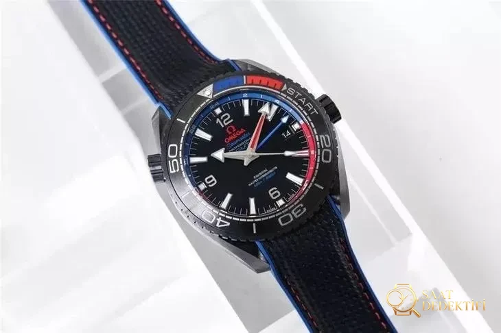 VS Factory Omega Deep Black serisinin kaç modeli var? Yeni Zelanda Takımı kırmızı-mavi versiyonu, tam seramik 8906 mekanizmasıyla nasıl? - Kasa Profili ve Kurma Kolu İncelemesi