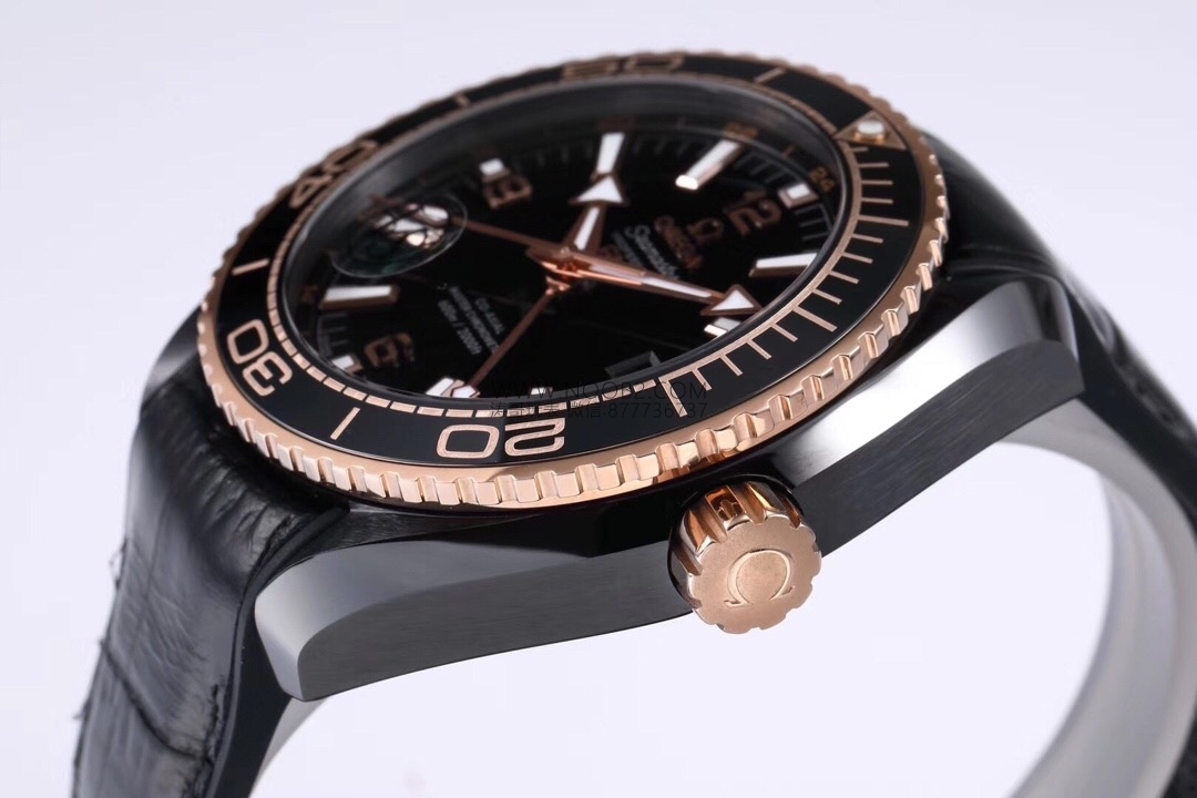 VS Factory Omega Deep Sea King Rose Gold Seamaster 600 GMT Replika Saat Gerçek Çekim İncelemesi — 7. fotoğraf