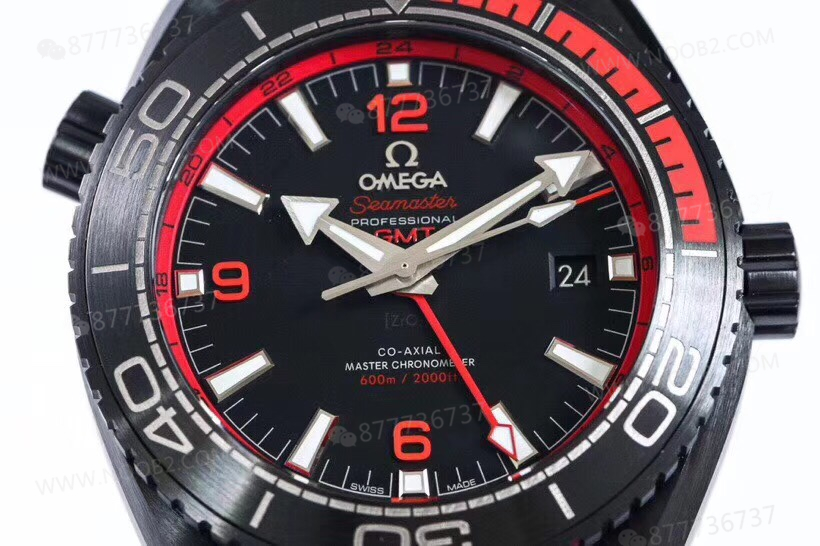 VS Factory Omega Deep Sea of Red Seamaster 600 tam seramik saatin işçiliği nasıl? — 5. fotoğraf