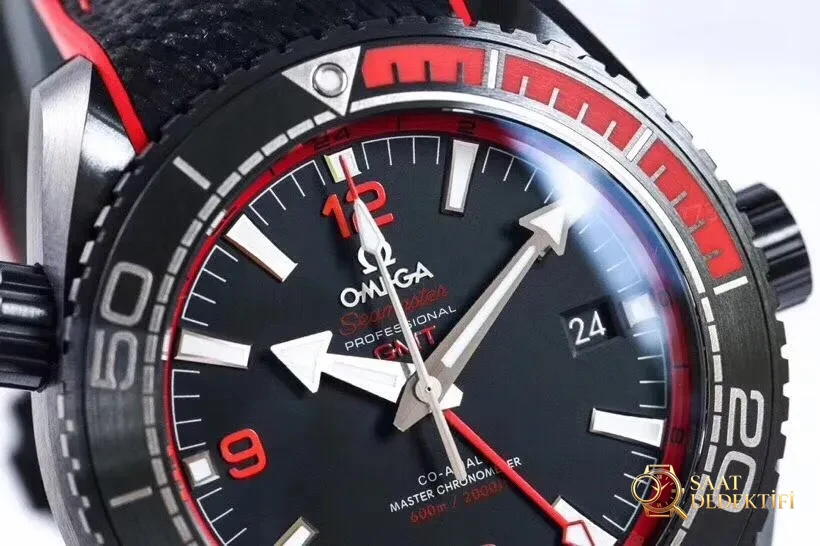 VS Factory Omega Deep Sea of Red Seamaster 600 tam seramik saatin işçiliği nasıl? - Klips Kilidi ve Lazer Damgalar