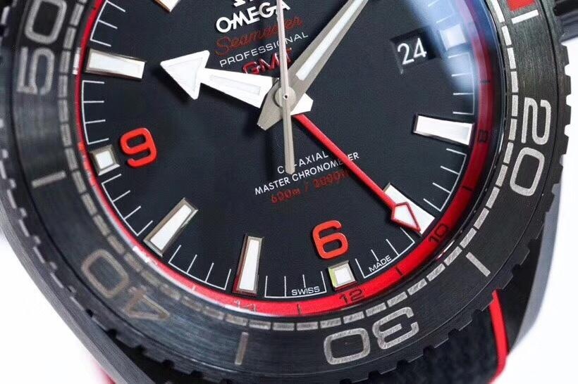 VS Factory Omega Deep Sea of Red Seamaster 600 tam seramik saatin işçiliği nasıl? — 9. fotoğraf