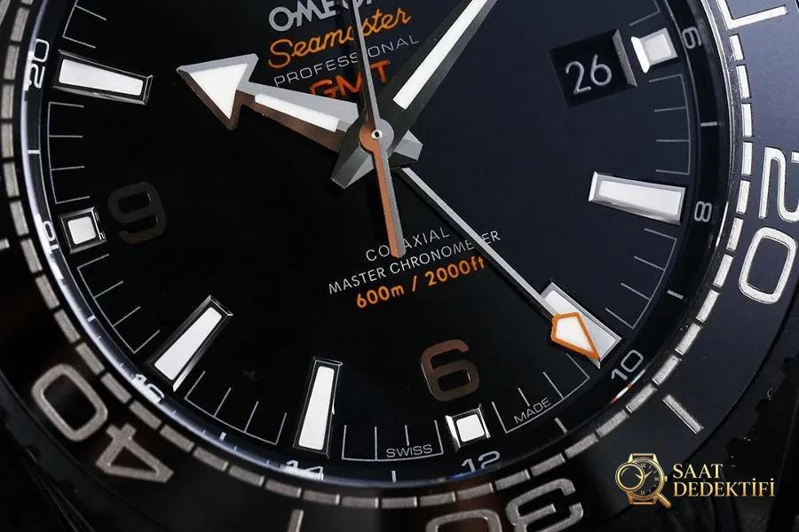 VS Factory Omega Planet Ocean 600M serisi Deep Black saat incelemesi - Makro Kadran ve İndeks İşçiliği