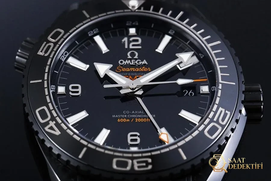VS Factory Omega Planet Ocean 600M serisi Deep Black saat incelemesi - Klips Kilidi ve Lazer Damgalar