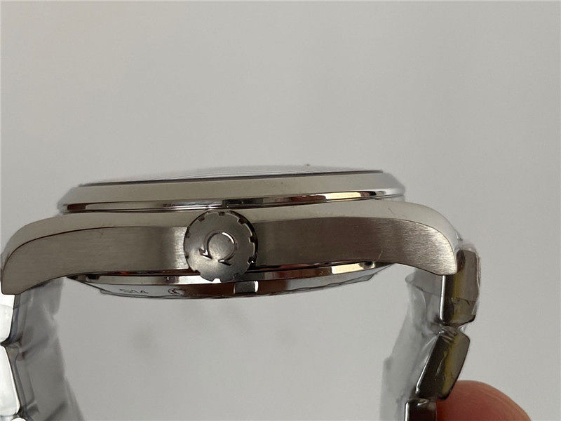 VS Factory Omega Seamaster 150 Aqua Terra "Golden Hands" saat incelemesi — 2. fotoğraf