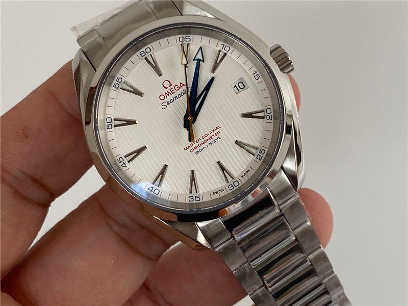 VS Factory Omega Seamaster 150 Aqua Terra "Golden Hands" saat incelemesi — 6. fotoğraf