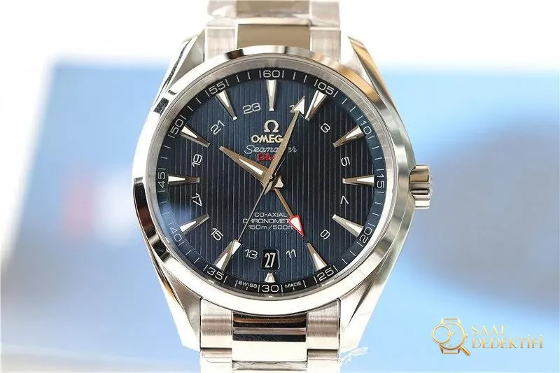 Обзор часов VS Factory Omega Seamaster 150 GMT с двумя часовыми поясами — детали циферблата и качество изготовления безеля
