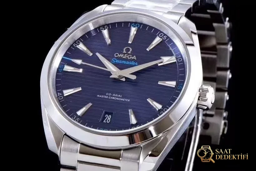 VS Factory Omega Seamaster 150 metre 220.12.41.21.06.00 serisi AQUA TERRA replika saat ile orijinal karşılaştırmalı inceleme - Kasa Profili ve Kurma Kolu İncelemesi