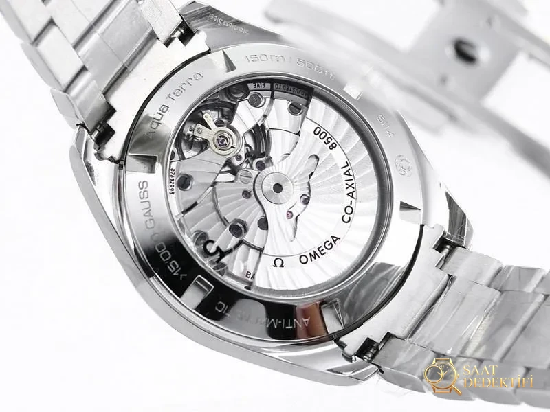VS Factory Omega Seamaster 150 Rio Beyaz Replika Kol Saati - VS Saat - Fosfor ve Super-LumiNova Gece Görünümü