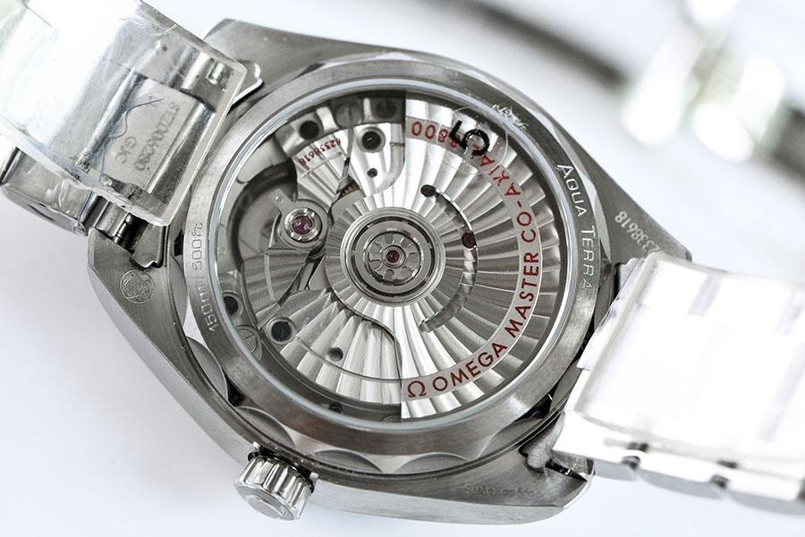 VS Factory Omega Seamaster 150m dalga mavisi replika kol saati - 34 mm model — 7. fotoğraf