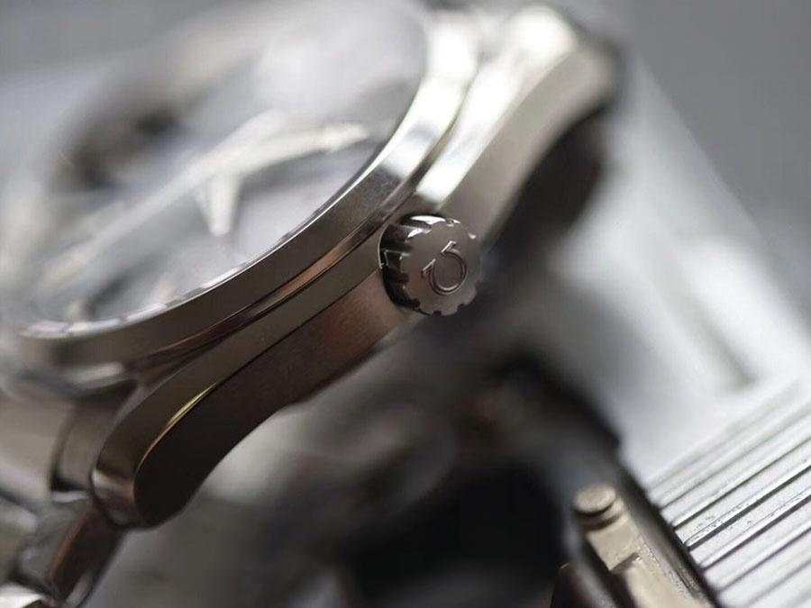 VS Factory Omega Seamaster 150M «GMT Siyah Kadran» replika saat - 231.10.43.22.01.001 — 5. fotoğraf