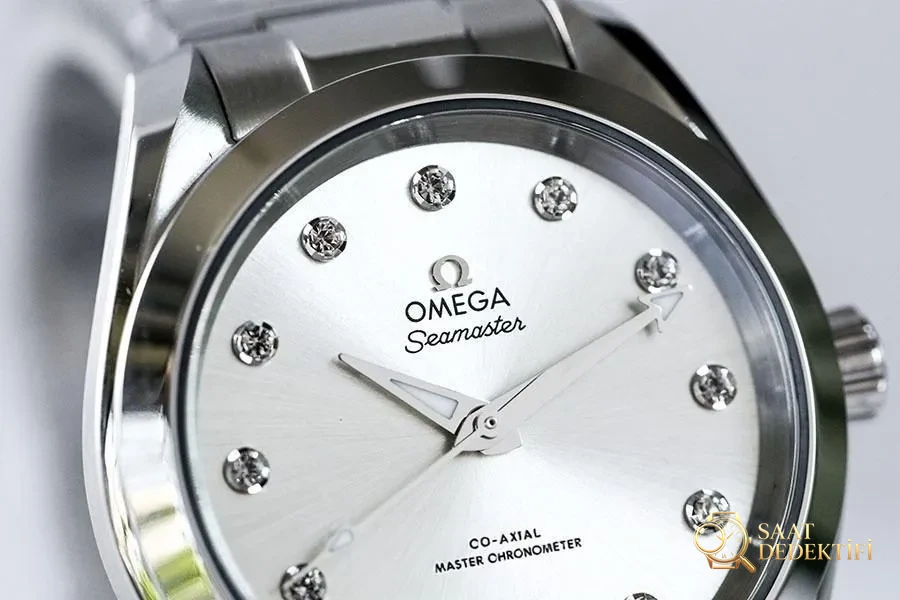 VS Factory Omega Seamaster 150m orologio replica bianco con motivo sole - modello 34 mm - Profilo della cassa e recensione della corona
