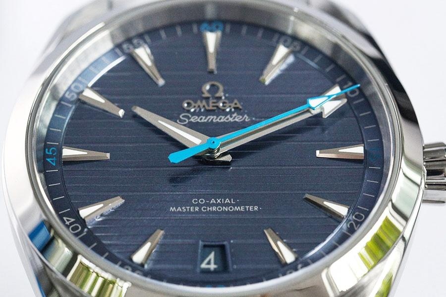 VS Factory Omega Seamaster 150M teak açık mavi kadran, mavi akrep ve yelkovan modeli replika kol saati - VS saat — 6. fotoğraf