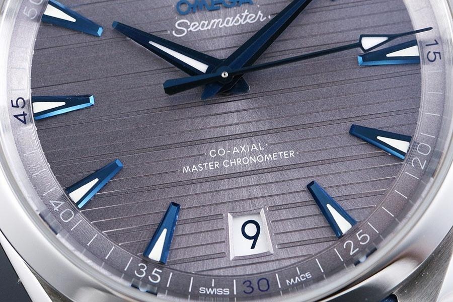 VS Factory Omega Seamaster 150M tik ağacı gri kadran mavi akrep-yelkovan replika kol saati-VS Saat — 4. fotoğraf