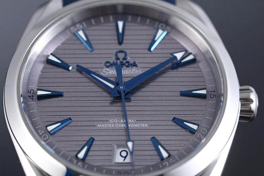 VS Factory Omega Seamaster 150M tik ağacı gri kadran mavi akrep-yelkovan replika kol saati-VS Saat — 5. fotoğraf