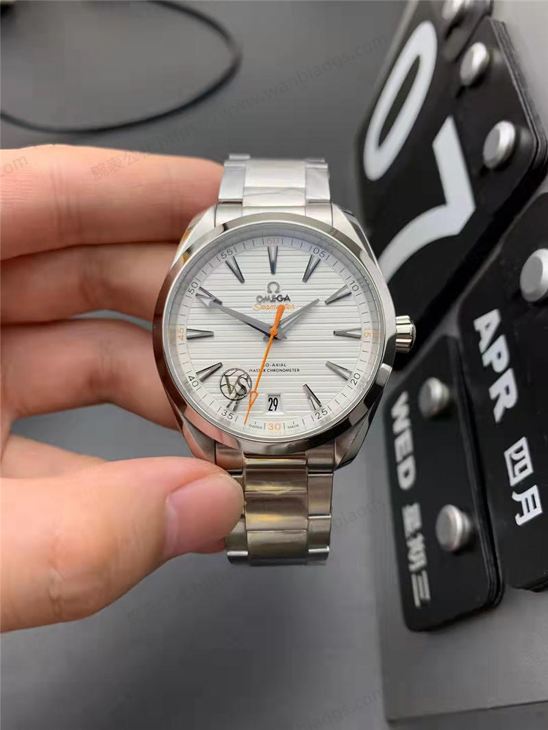 VS Factory Omega Seamaster 150m Tik Ağacı Kadranlı Saat İncelemesi — 1. fotoğraf
