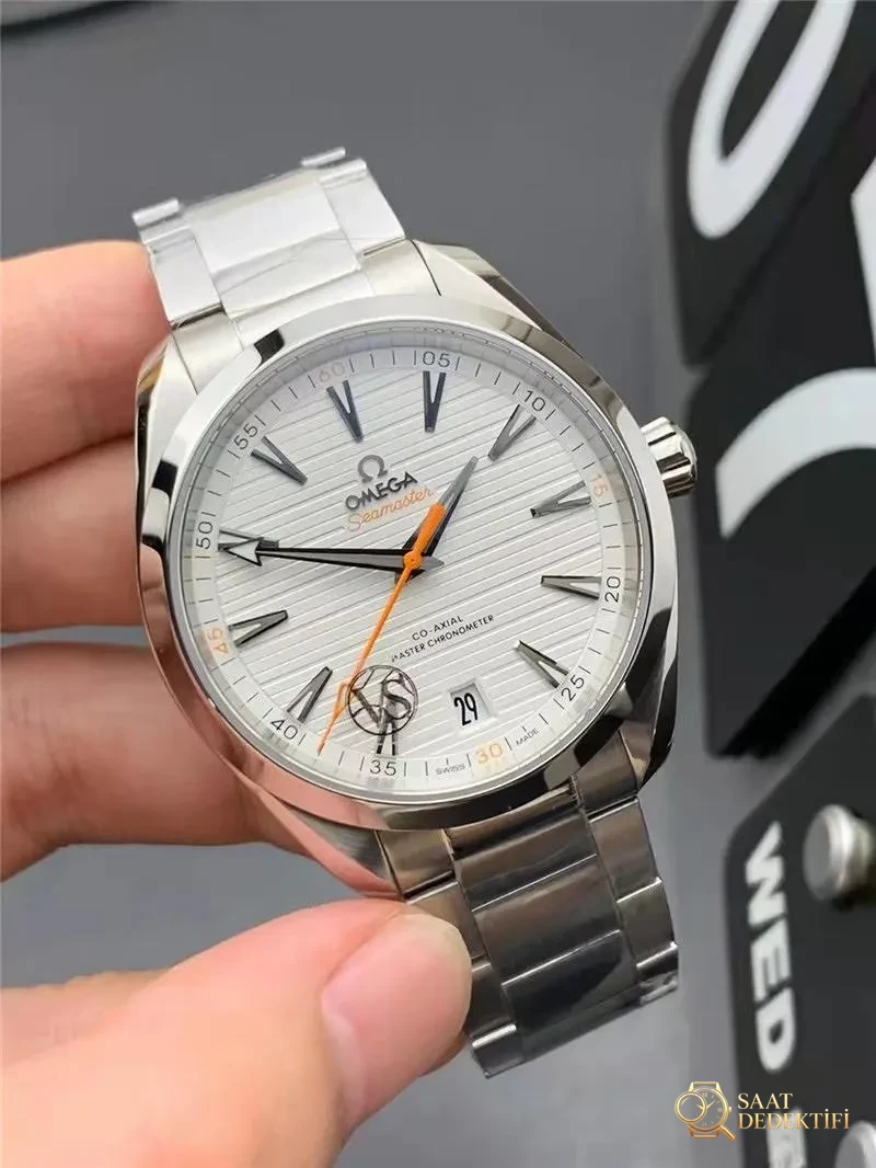VS Factory Omega Seamaster 150m Tik Ağacı Kadranlı Saat İncelemesi - Kadran Detayı ve Bezel İşçiliği