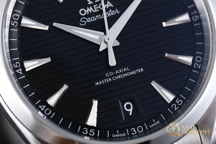 VS Factory Omega Seamaster 150M Teak Wood Black Dial Replica Wristwatch - VS Watch - Back Cover and Mechanism Detail