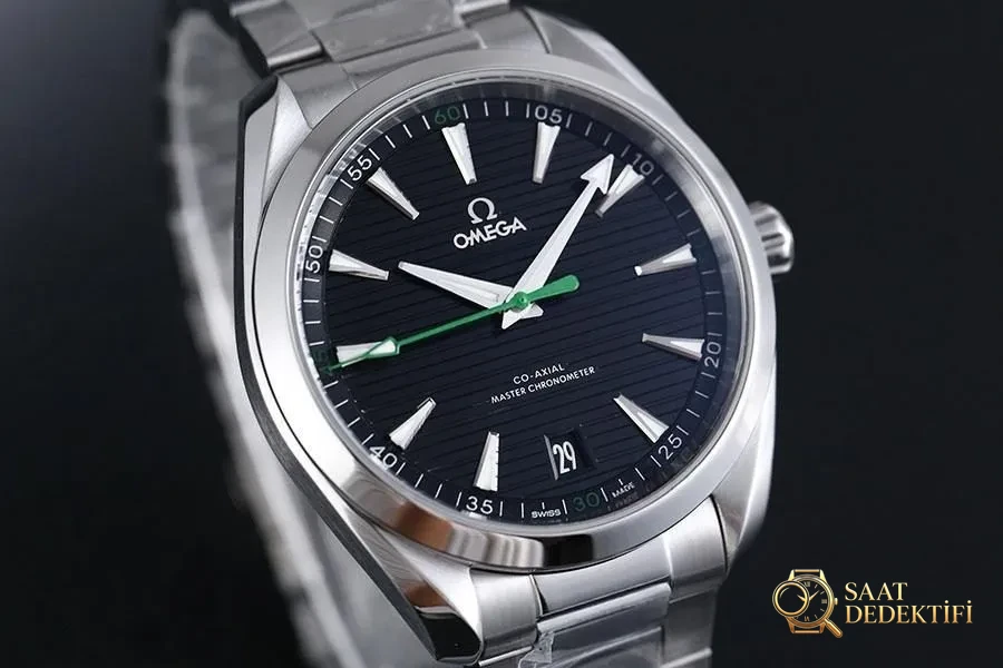 VS Factory Omega Seamaster 150M tik ağacı siyah kadran yeşil akrep-yelkovan replika kol saati - VS saat - Kadran Detayı ve Bezel İşçiliği