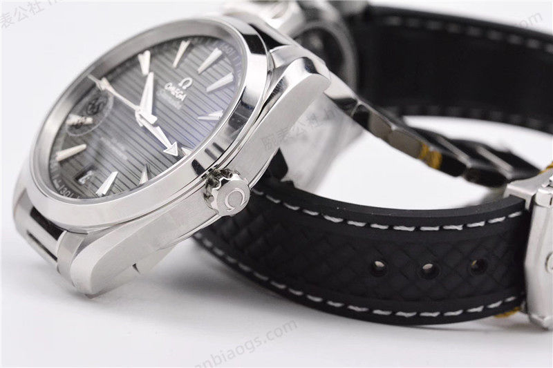VS Factory Omega Seamaster 150m Tik Ağacı Yeşil Kadranlı Saat İncelemesi — 5. fotoğraf