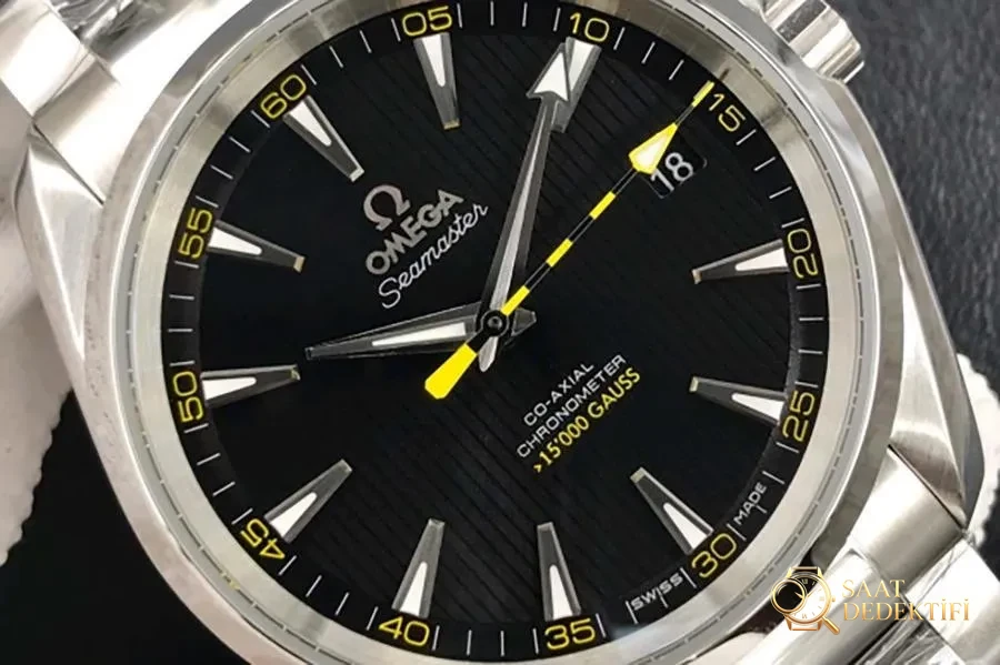 Обзор наручных часов VS Factory Omega Seamaster 150M Yellowjacket — задняя крышка и детали механизма