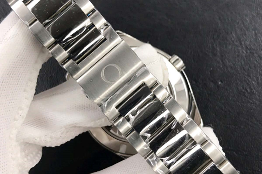 VS Factory Omega Seamaster 150M Yellowjacket Kol Saati İncelemesi — 9. fotoğraf