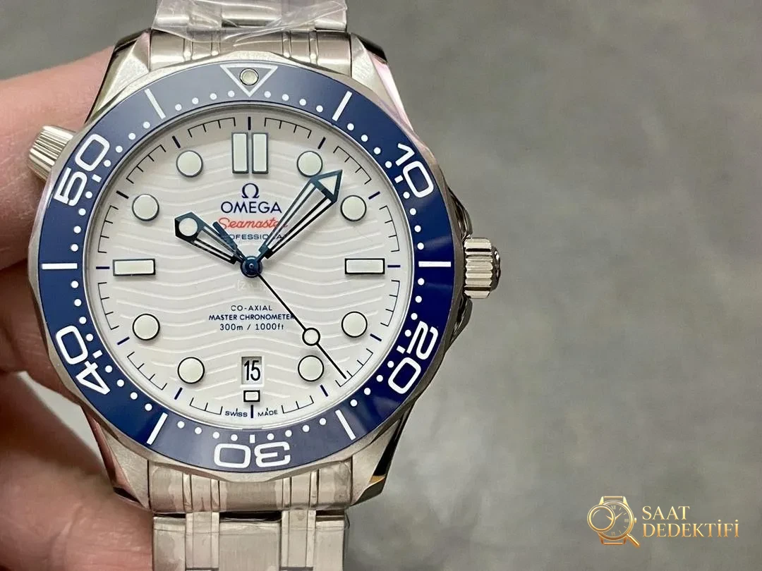 Omega Seamaster Diver 300M VS Factory İncelemesi - Ön Görünüm ve Kasa Tasarımı