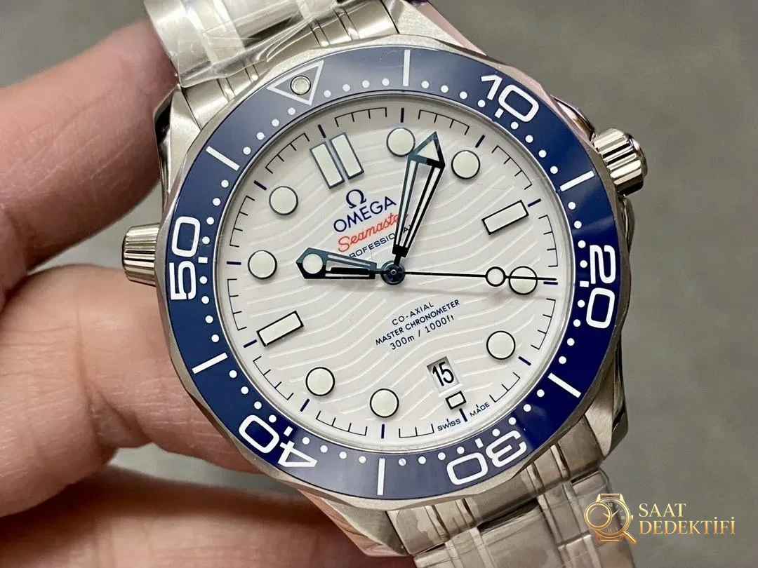 VS Factory Omega Seamaster 300 Olimpiyat Özel Sürümü ilk bakışta sahte anlaşılır mı? - Kadran Detayı ve Bezel İşçiliği