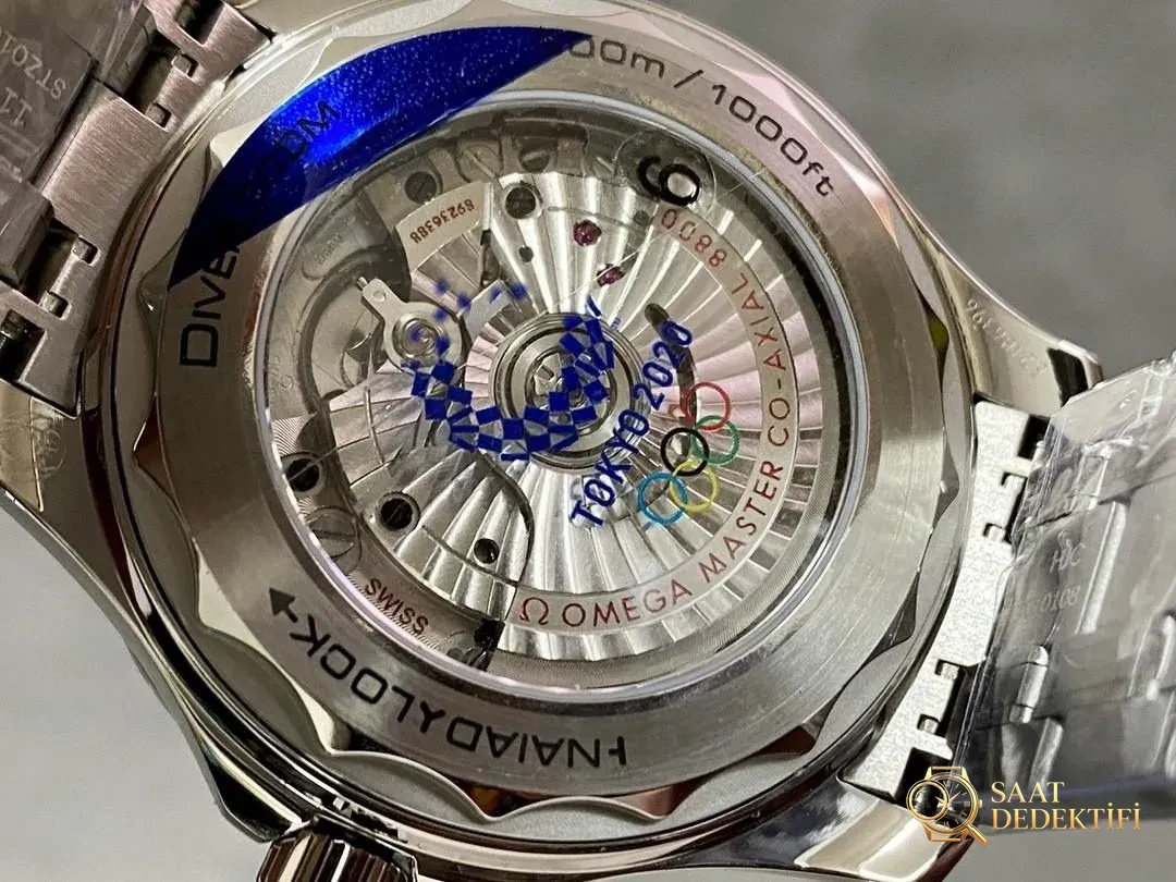 VS Factory Omega Seamaster 300 Olimpiyat Özel Sürümü ilk bakışta sahte anlaşılır mı? - Klips Kilidi ve Lazer Damgalar