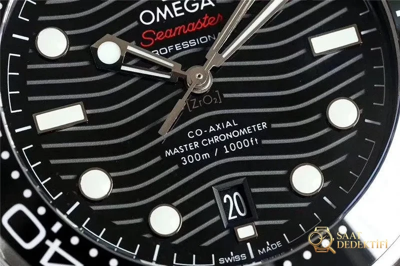 VS Factory Omega Seamaster 300 siyah seramik kadranlı saat incelemesi - Bilezik, Toka ve Klips Mekanizması