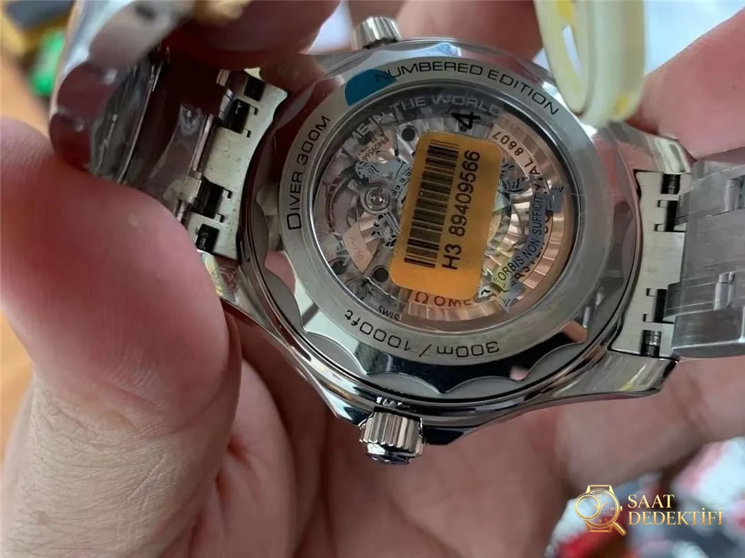 VS Factory Omega Seamaster 300M 007 beyaz altın modelin işçiliği nasıl? - Bilekte Duruş ve Kasa Orantısı
