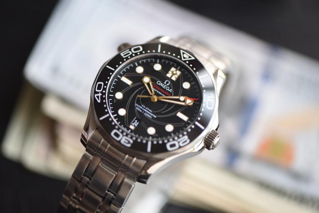 VS Factory Omega Seamaster 300M 007 James Bond neden en üst versiyon sayılıyor? — 2. fotoğraf