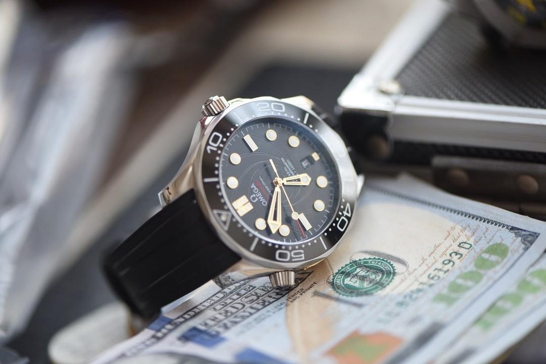 VS Factory Omega Seamaster 300M 007 James Bond neden en üst versiyon sayılıyor? — 3. fotoğraf
