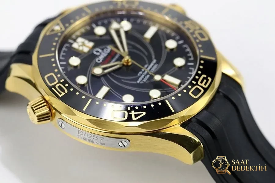 VS Factory Omega Seamaster 300M «007 Limited Edition» Replika Saat - 210.62.42.20.01.001 - Bilezik, Toka ve Klips Mekanizması