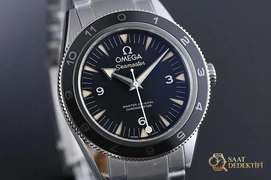 VS Factory Omega Seamaster 300M 007 Spectre Replika Kol Saati - VS Saat - Kadran Detayı ve Bezel İşçiliği