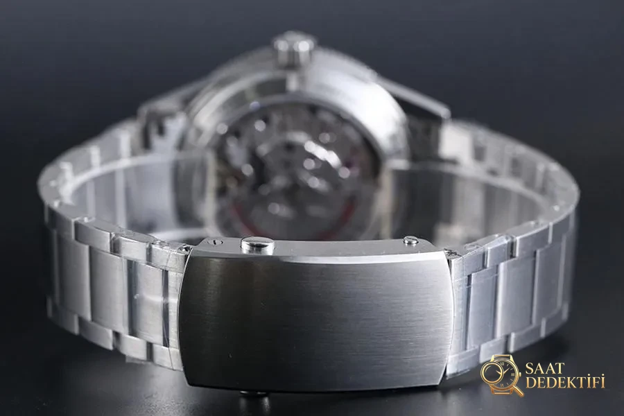 VS Factory Omega Seamaster 300M 007 Spectre Replika Kol Saati - VS Saat - Bilekte Duruş ve Kasa Orantısı
