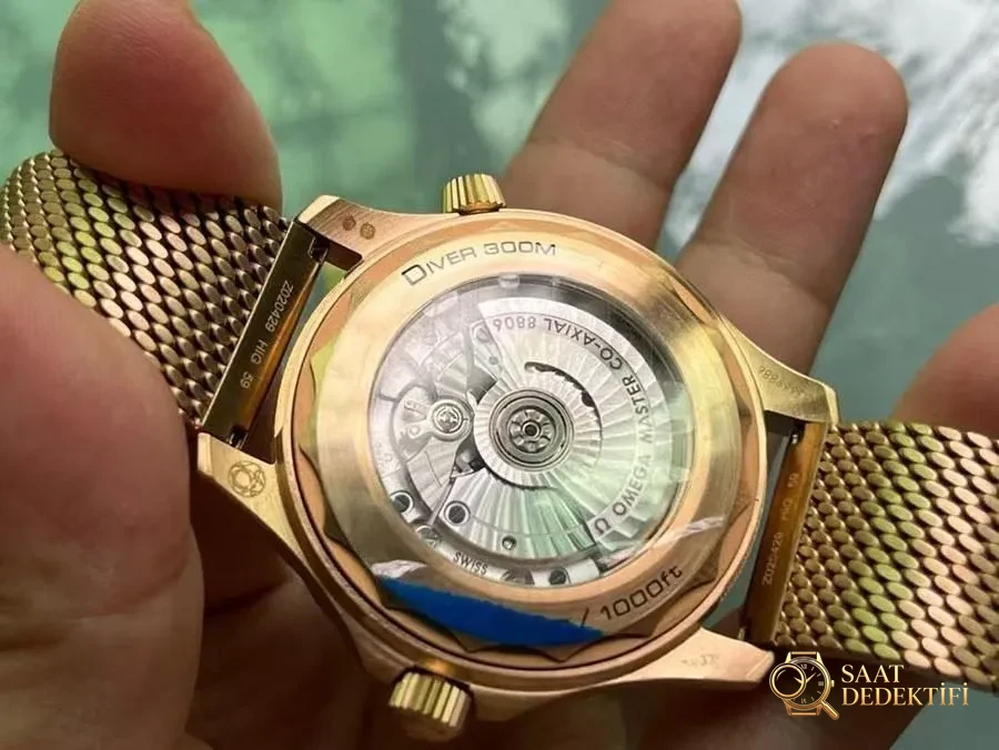 VS Factory Omega Seamaster 300M bronz malzeme bordo bezel modeli replika saat-VS Saat Resmi Amiral Mağazası - Kadran Detayı ve Bezel İşçiliği