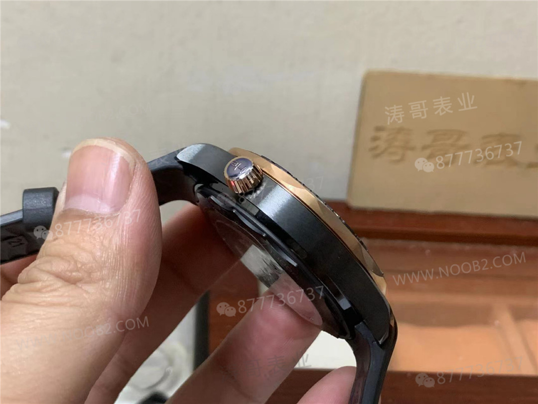 VS Factory Omega Seamaster 300M mat siyah ve roze altın kombininde kusur var mı? — 6. fotoğraf