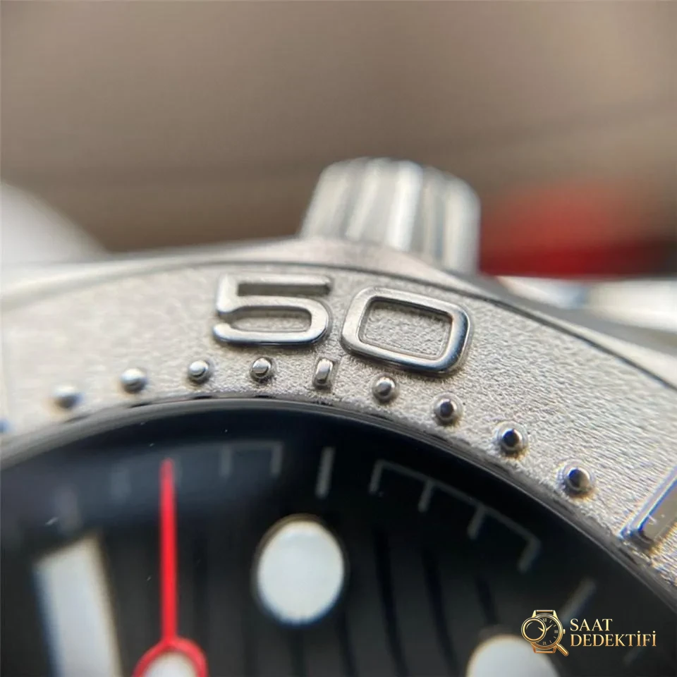 VS Factory Omega Seamaster 300M Nekton tarihsiz yat modeli detaylı gerçek çekim incelemesi - Klips Kilidi ve Lazer Damgalar